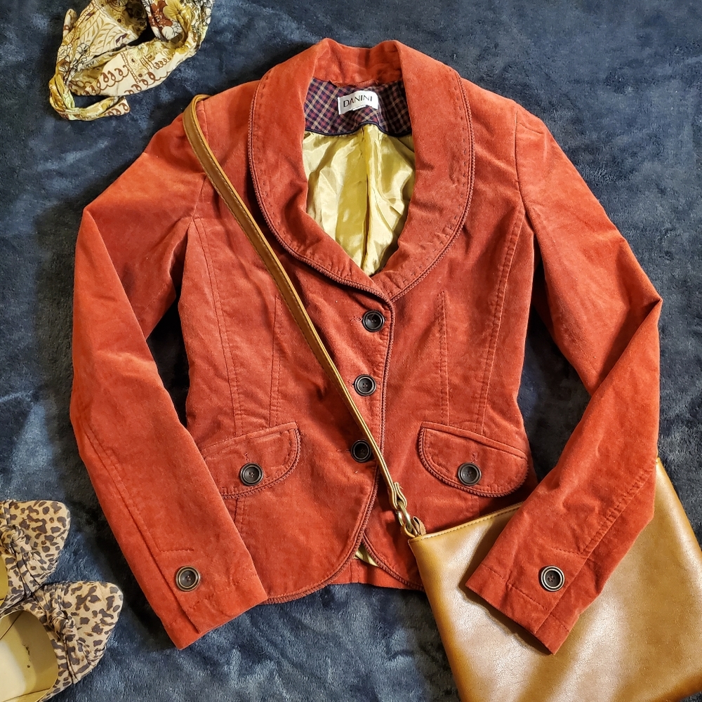 Danini Luxury Velvet Blazer - Fitted Blazer